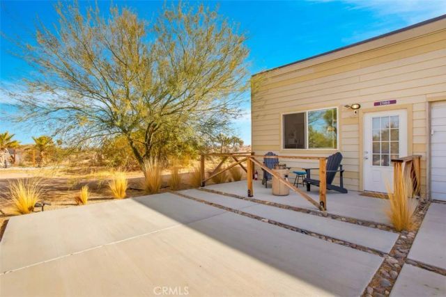 59427 La Crescenta Drive, Yucca Valley, CA 92284