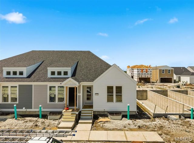 1712 Dyess Street, St Charles, MO 63301