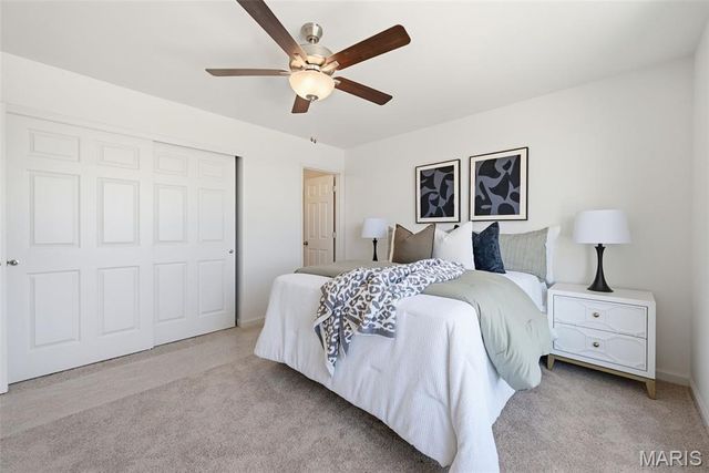 1712 Dyess Street, St Charles, MO 63301