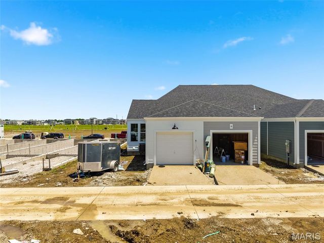 1712 Dyess Street, St Charles, MO 63301