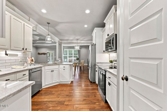 6728 Fawn Hoof Trail, Holly Springs, NC 27540