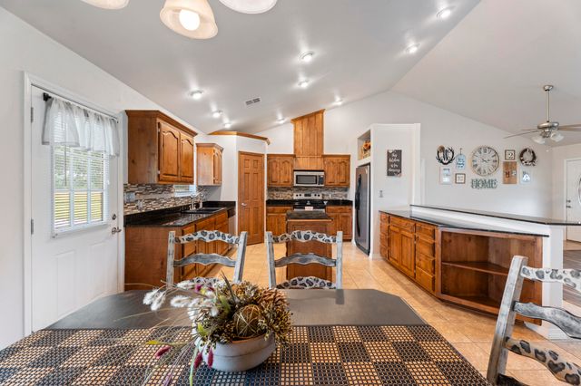 451 N Bailey Lane, Vinita, OK 74301