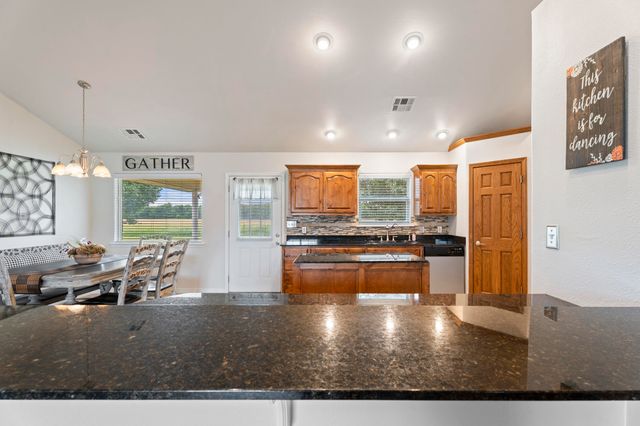 451 N Bailey Lane, Vinita, OK 74301