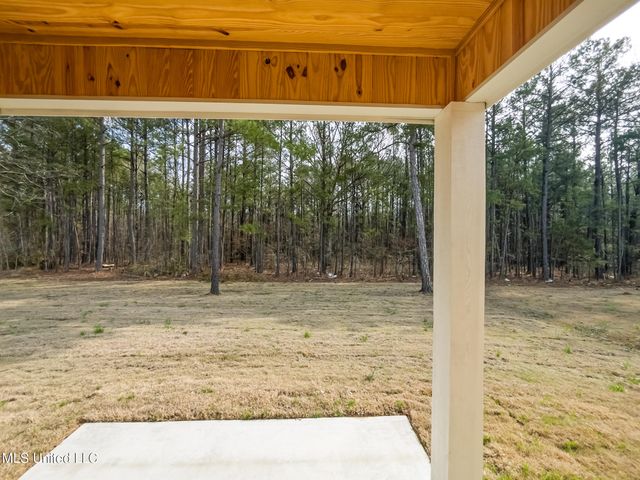 947 Riverside Lane, Pearl, MS 39208