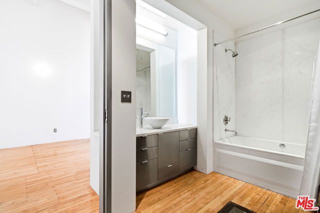 1850 Industrial Street 605, Los Angeles, CA 90021