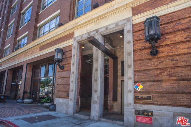 1850 Industrial Street 605, Los Angeles, CA 90021