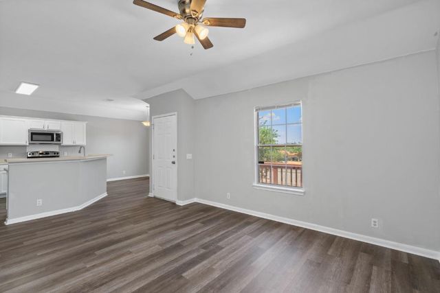 3301 El Salido PKWY 622, Cedar Park, TX 78613