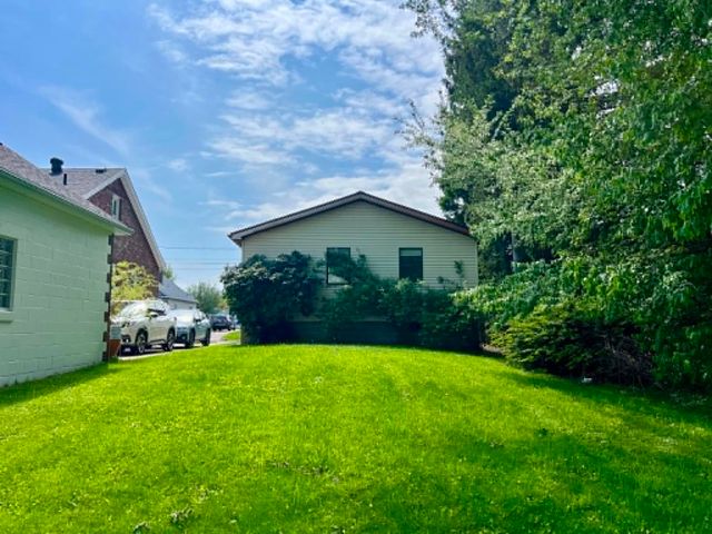1014 E 34TH Street, Erie, PA 16504