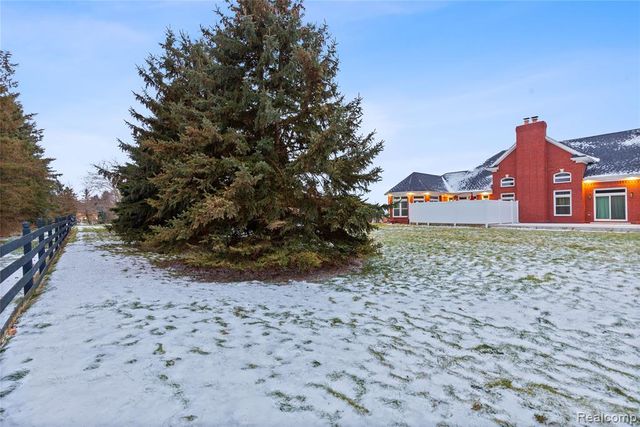 72824 Solanus Drive, Bruce, MI 48065