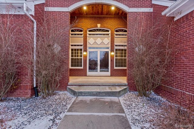 72824 Solanus Drive, Bruce, MI 48065