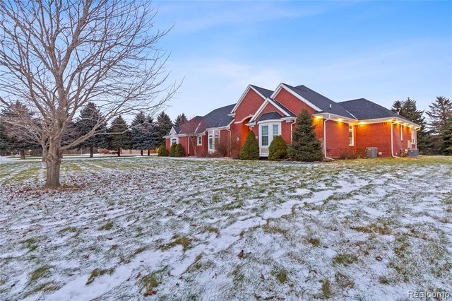 72824 Solanus Drive, Bruce, MI 48065