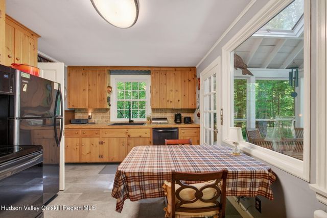 18 Playhouse Lane, Woodstock, NY 12498