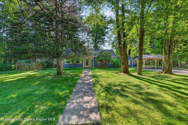 18 Playhouse Lane, Woodstock, NY 12498