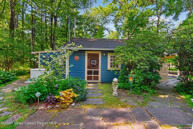 18 Playhouse Lane, Woodstock, NY 12498