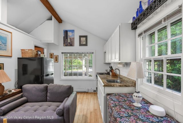18 Playhouse Lane, Woodstock, NY 12498