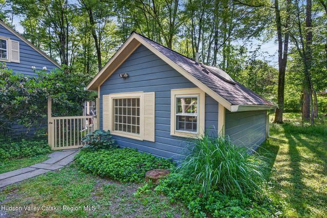 18 Playhouse Lane, Woodstock, NY 12498