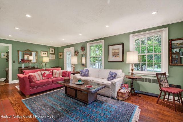 18 Playhouse Lane, Woodstock, NY 12498