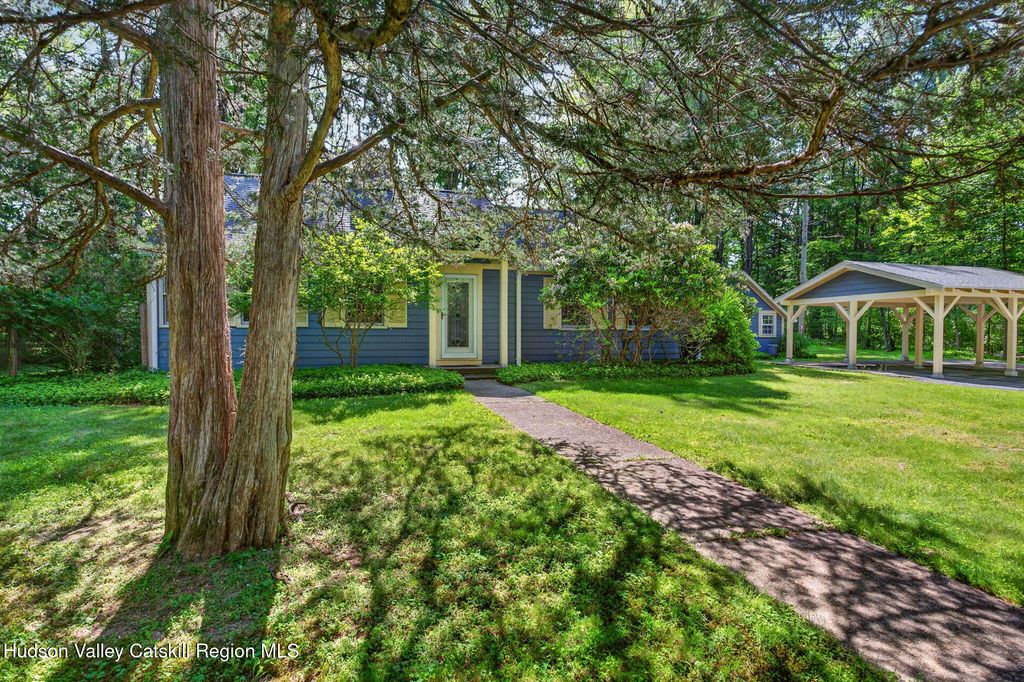 18 Playhouse Lane, Woodstock, NY 12498