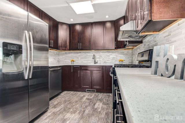 167 N Main Street N 169, Milltown, NJ 08850