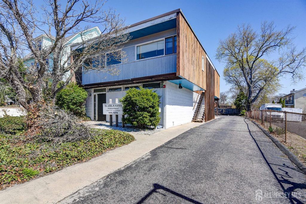 167 N Main Street N 169, Milltown, NJ 08850