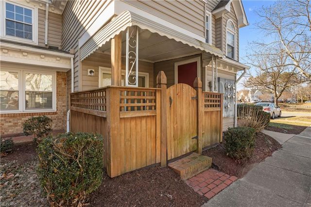 309 Wimbledon CHSE, Chesapeake, VA 23320