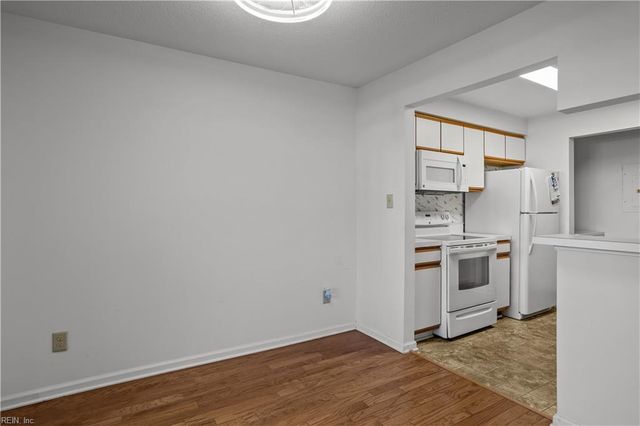 309 Wimbledon CHSE, Chesapeake, VA 23320