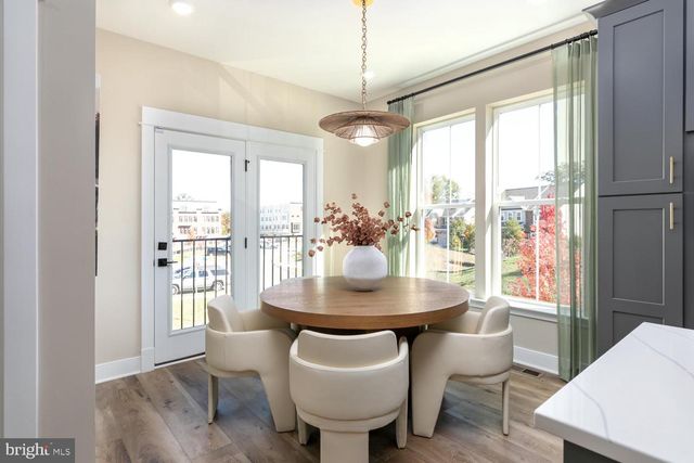 22885 TAWNY PINE SQR, Ashburn, VA 20148