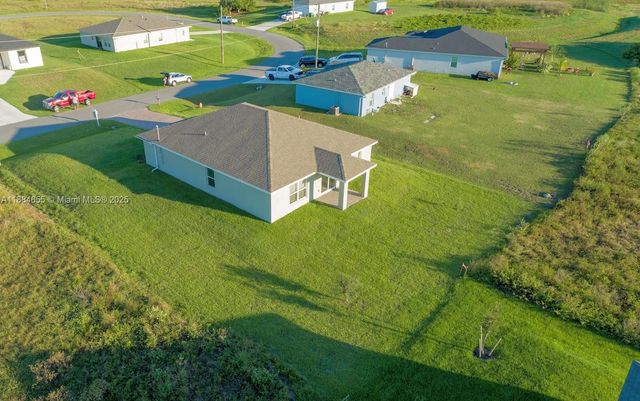 7011 Waldo Circle, La Belle, FL 33935