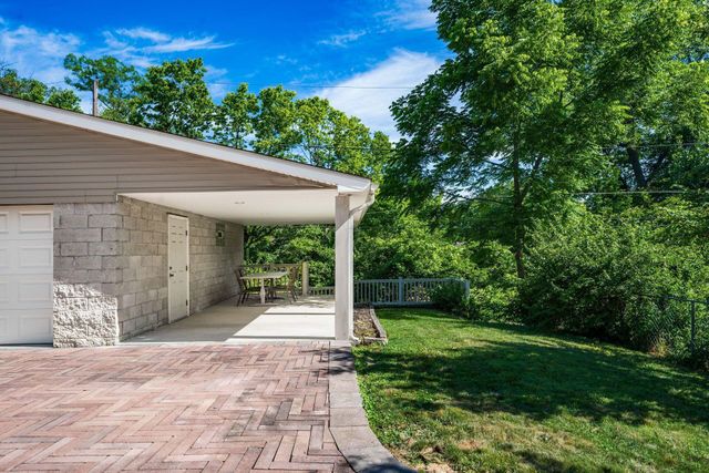 2622 Elliott Avenue, Columbus, OH 43204