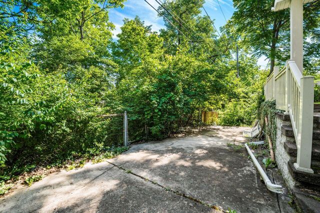 2622 Elliott Avenue, Columbus, OH 43204