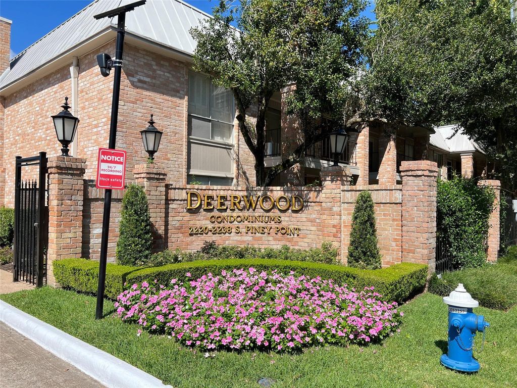 2230 S Piney Point Road 219, Houston, TX 77063