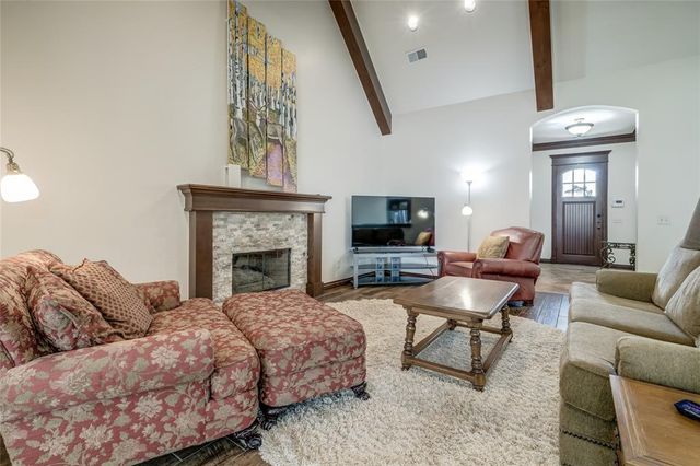 3541 Old Georgetowne Road, Edmond, OK 73013