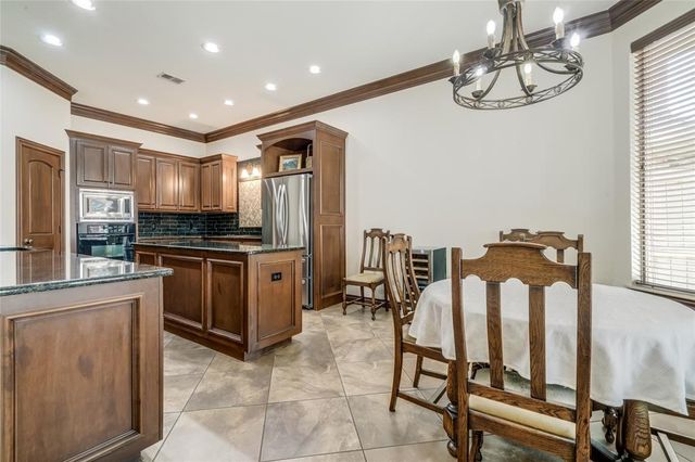 3541 Old Georgetowne Road, Edmond, OK 73013