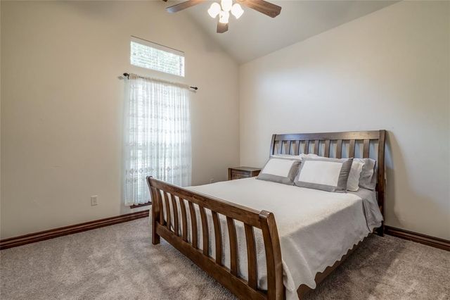 3541 Old Georgetowne Road, Edmond, OK 73013