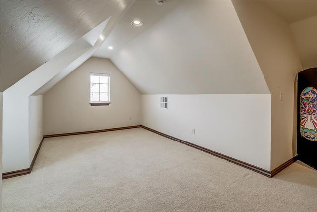 3541 Old Georgetowne Road, Edmond, OK 73013