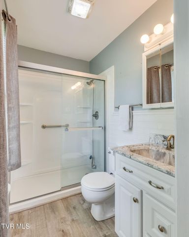 812 Kendrick Creek Road, Kingsport, TN 37663