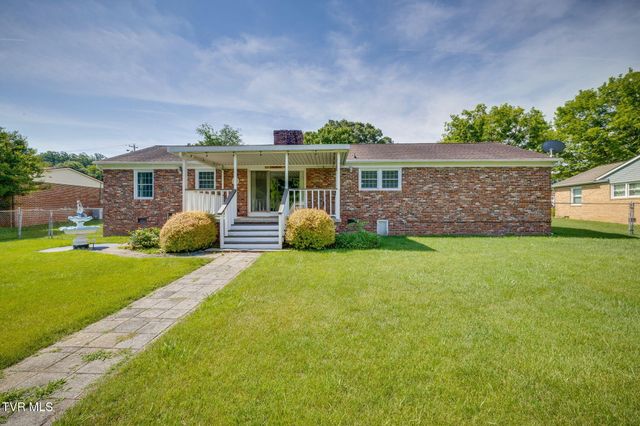 812 Kendrick Creek Road, Kingsport, TN 37663