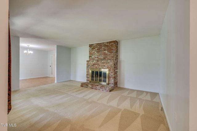 812 Kendrick Creek Road, Kingsport, TN 37663