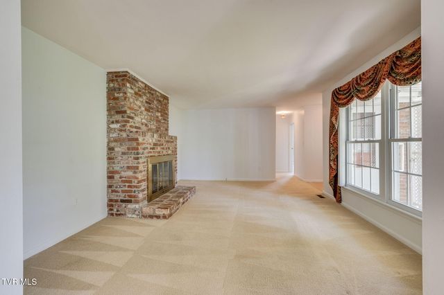 812 Kendrick Creek Road, Kingsport, TN 37663
