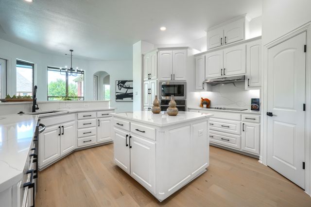 12809 Day Break Trail, Burleson, TX 76028