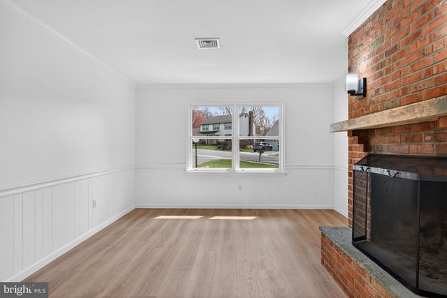 2348 HENBIRD LN, Lancaster, PA 17601