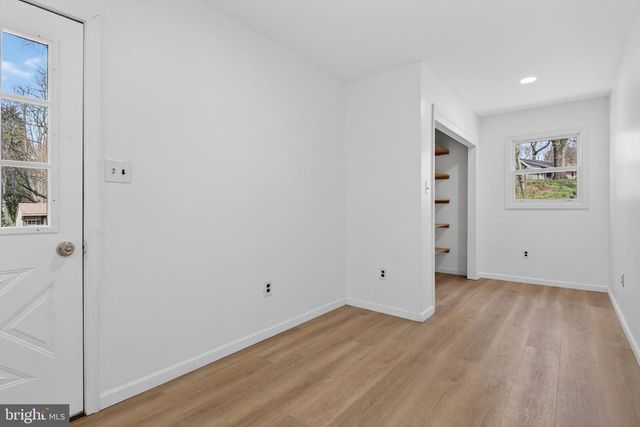 2348 HENBIRD LN, Lancaster, PA 17601