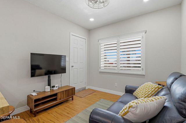 1216 PRESCOTT Drive, El Paso, TX 79915