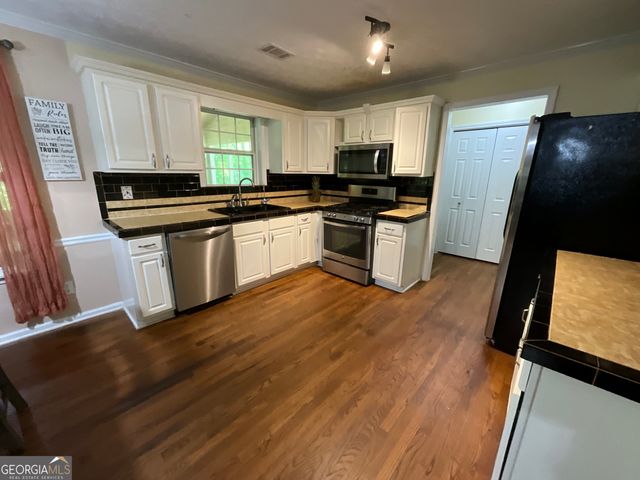 5363 Forest Drive, Loganville, GA 30052
