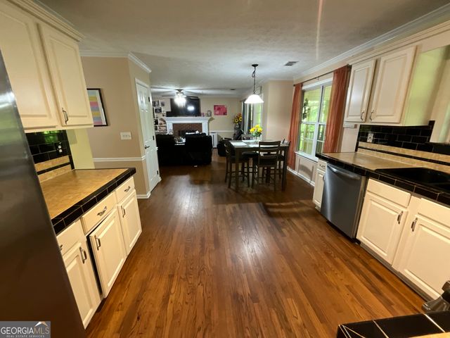 5363 Forest Drive, Loganville, GA 30052