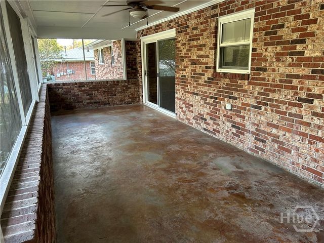 64 Lee Avenue, Garden City, GA 31408