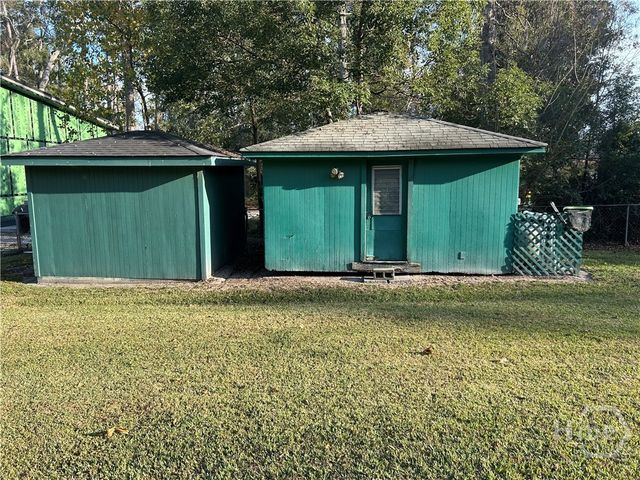 64 Lee Avenue, Garden City, GA 31408