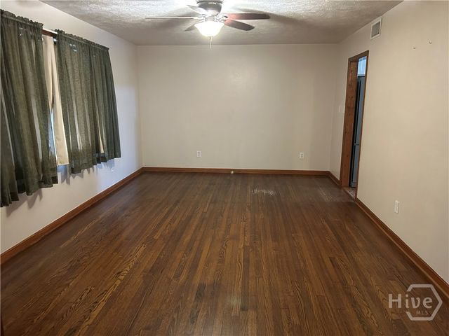 64 Lee Avenue, Garden City, GA 31408