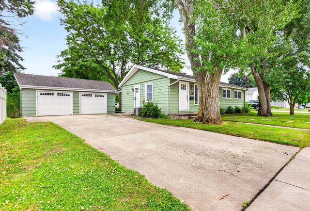 1910 GEORGIA STREET, Oshkosh, WI 54902