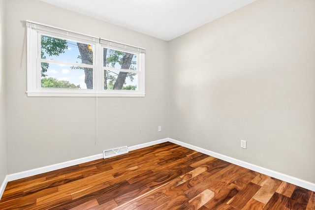 1910 GEORGIA STREET, Oshkosh, WI 54902